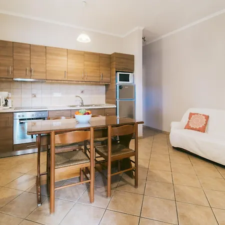 Nikos Cassiopeia Appartement *